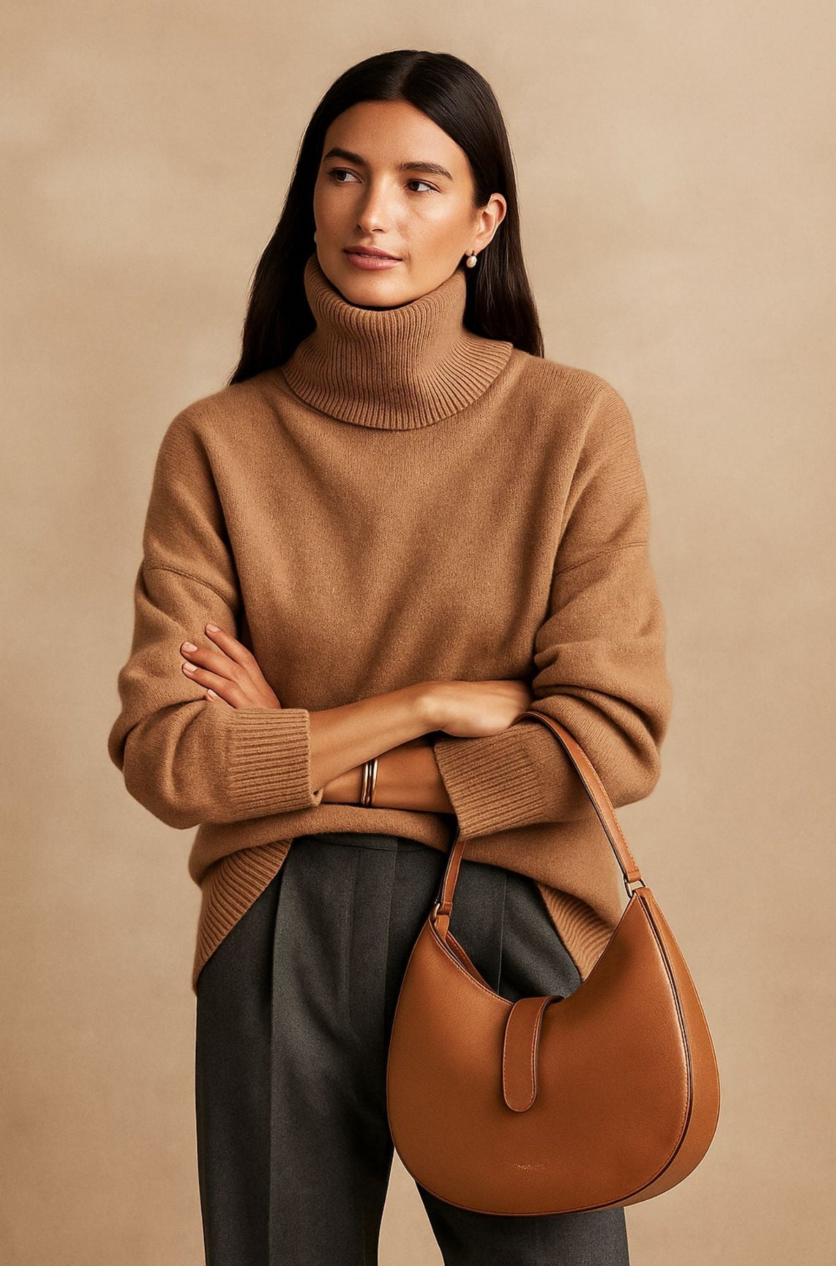 Lightweight fitted sweater in khaki