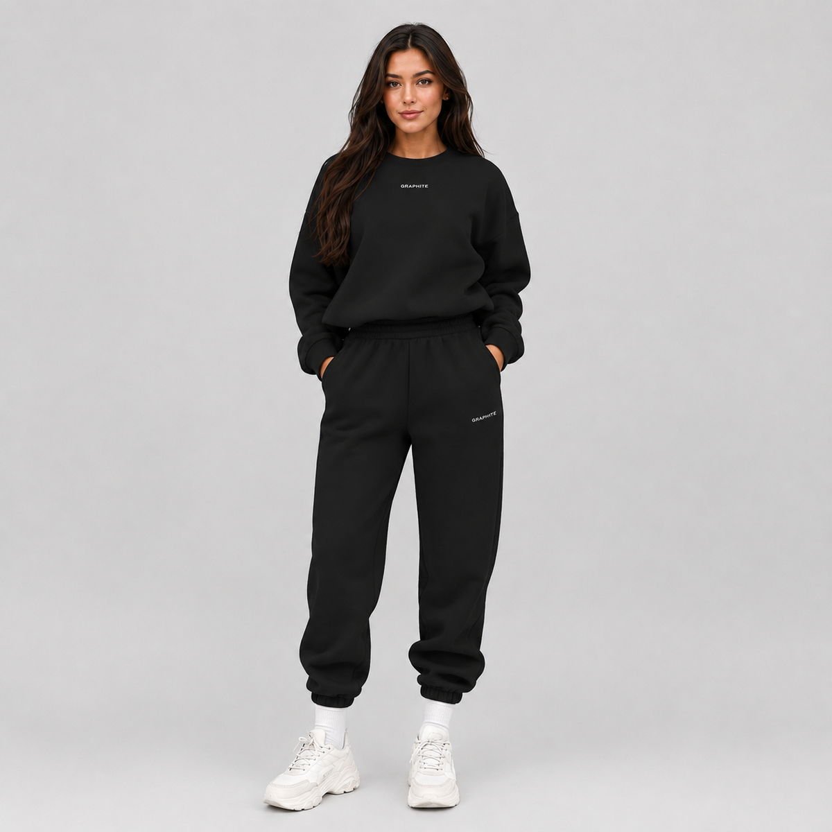 Dropped shoulder tracksuit set, embroidery detail