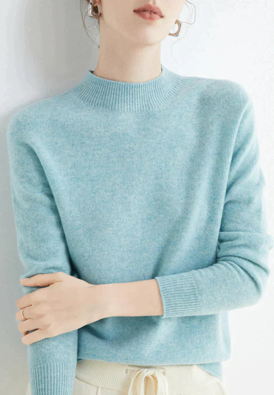 Everyday classic sweater in light blue