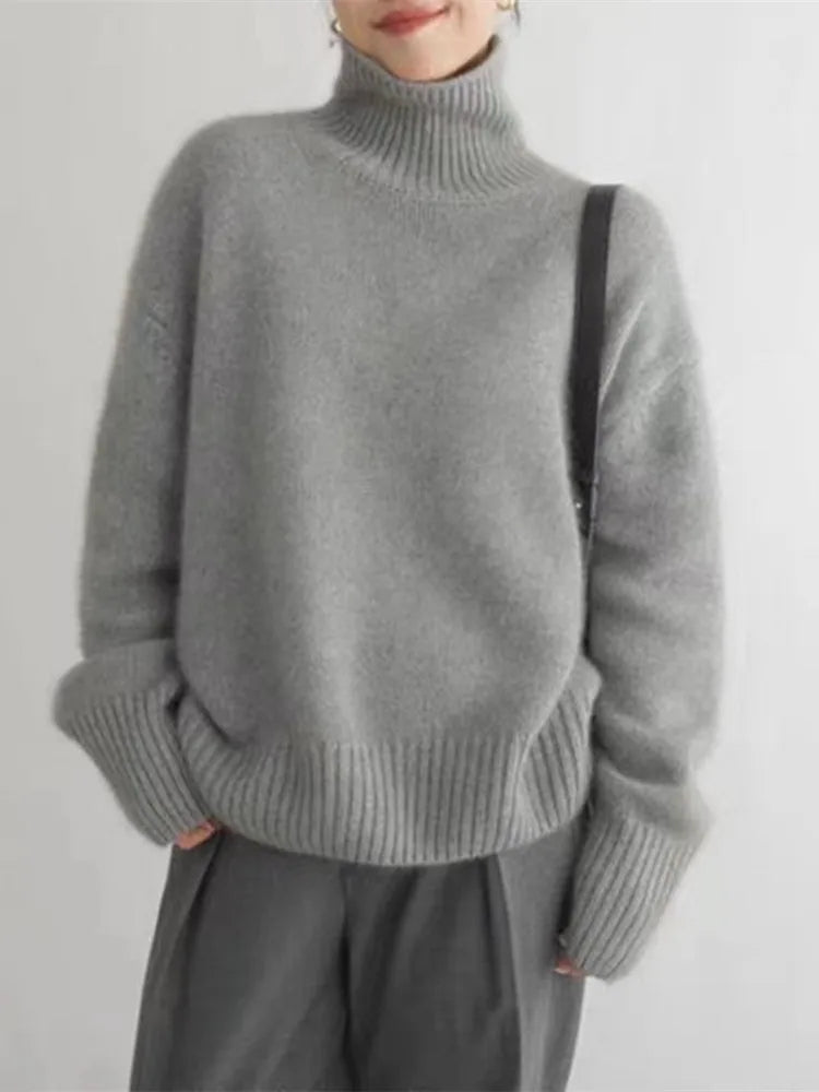 High collar turtleneck sweater, detail view