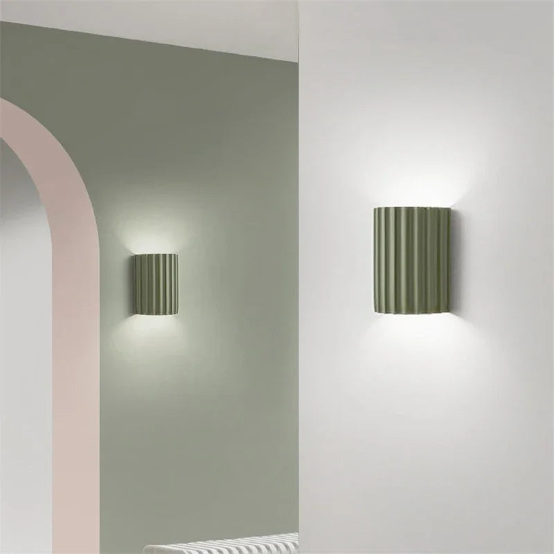 Ribbed Resin Nordic Wall Sconce for Modern Interiors
