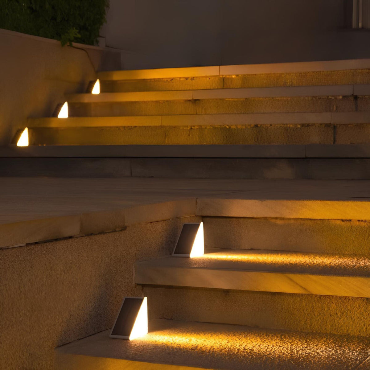 Solar-Powered Outdoor Stair and Deck Lights
