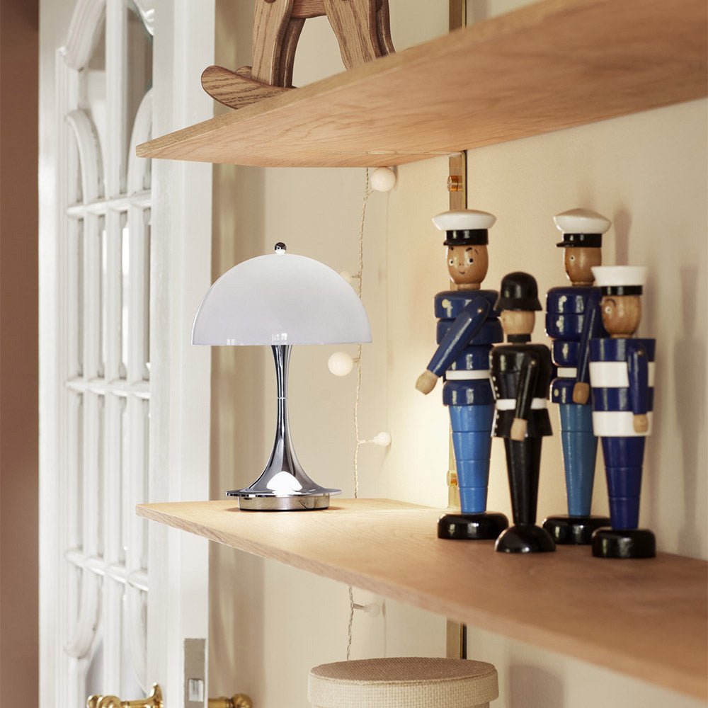 Cordless Dimmable LED Table Lamp