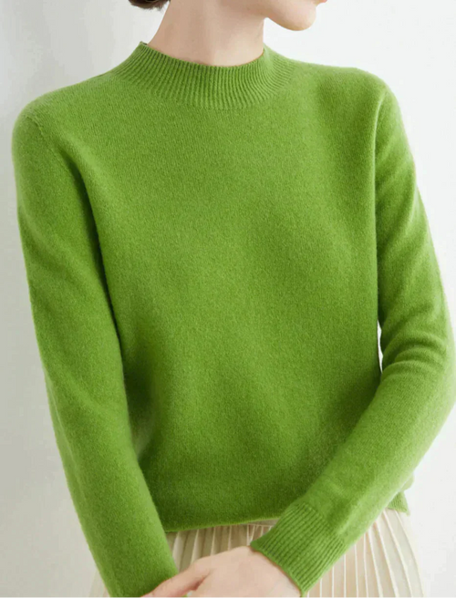 Everyday classic sweater in green, front view