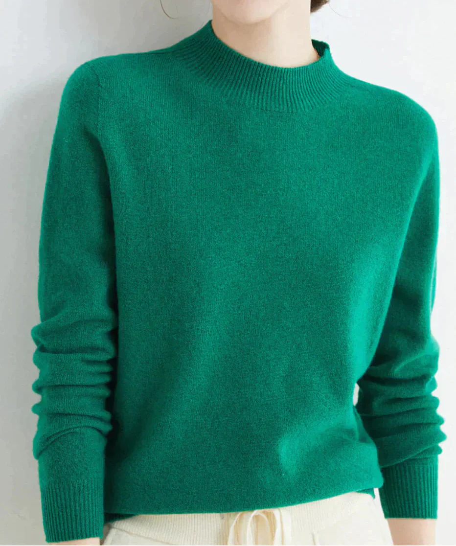 Everyday classic sweater in dark green