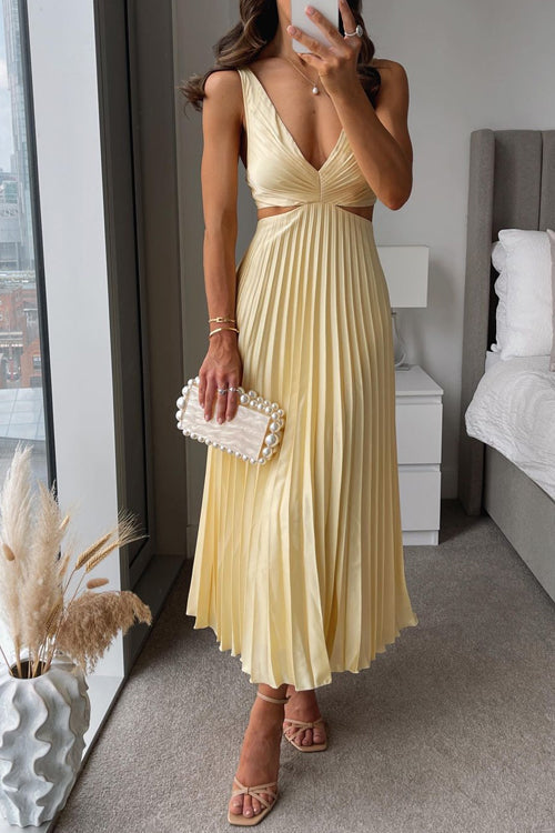 Cutout waist pleated midi dress in yellow, front view