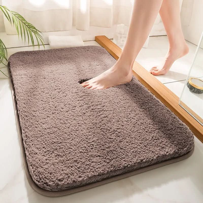 Plush Extra-Thick Microfiber Bath Mat, Non-Slip Backing